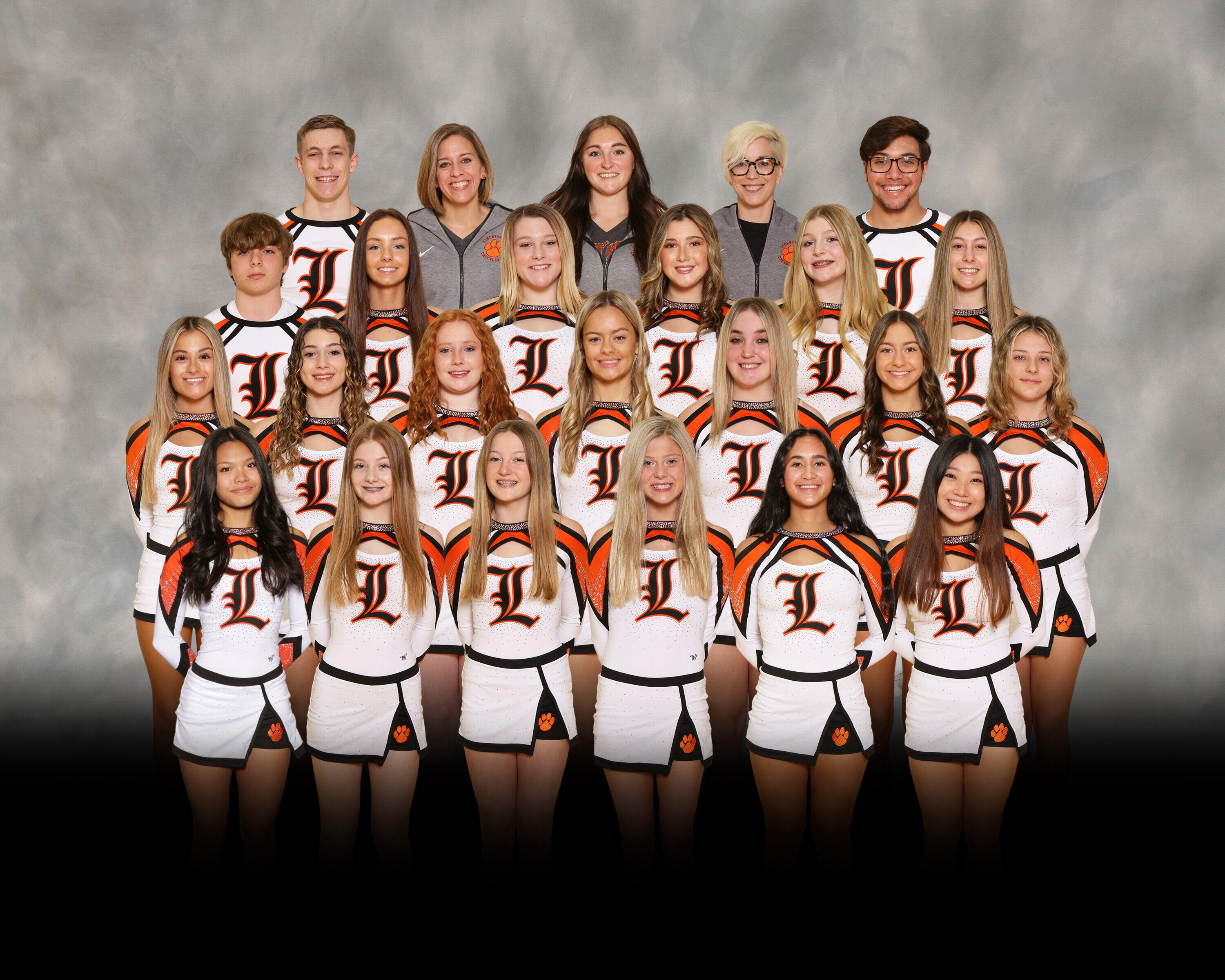 LHS Varsity Cheerleading Winter Team Photo 2022